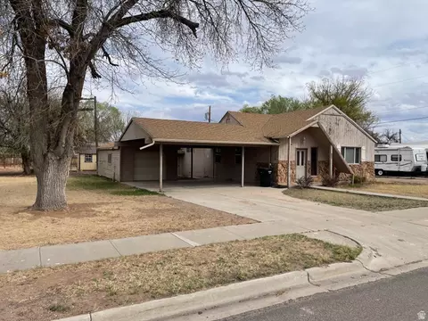 462 N 500 E, Roosevelt, UT 84066