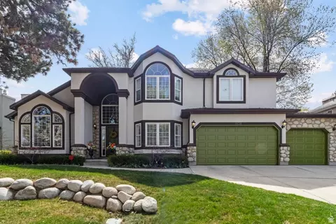 1938 E Vintage Woods Ct S, Holladay, UT 84117