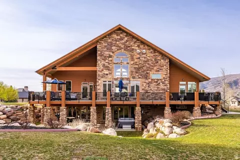 3710 N Foothill Ln, Eden, UT 84310