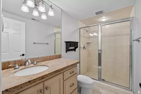 Bath - 1201 E Preston Dr, Alpine, UT 84004 photo 6 of 7