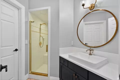 Bath - 1201 E Preston Dr, Alpine, UT 84004 photo 1 of 7