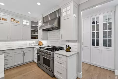 Kitchen - 1201 E Preston Dr, Alpine, UT 84004 photo 6 of 8