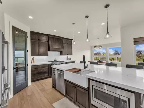 Kitchen - 943 Hart Loop, Kamas, UT 84036 photo 4 of 6