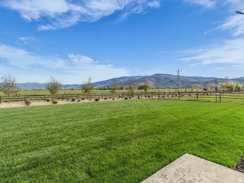 Exterior - 943 Hart Loop, Kamas, UT 84036 photo 9 of 10