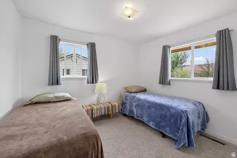 Bedroom - 430 Ute Cir, Moab, UT 84532 photo 3 of 4