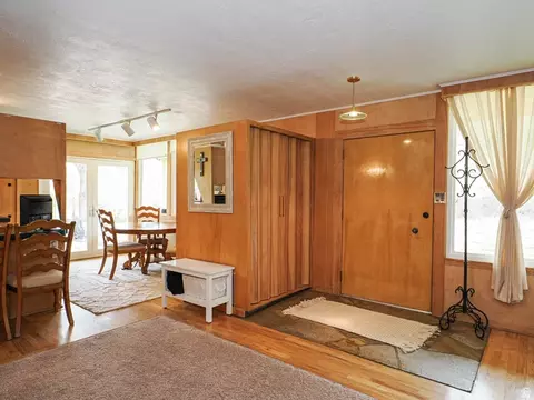 Entry Way - 6030 E Red Hill Ln, Emigration Canyon, UT 84108 photo 1 of 4