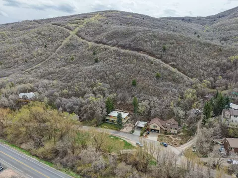 View/Area - 6030 E Red Hill Ln, Emigration Canyon, UT 84108 photo 2 of 11