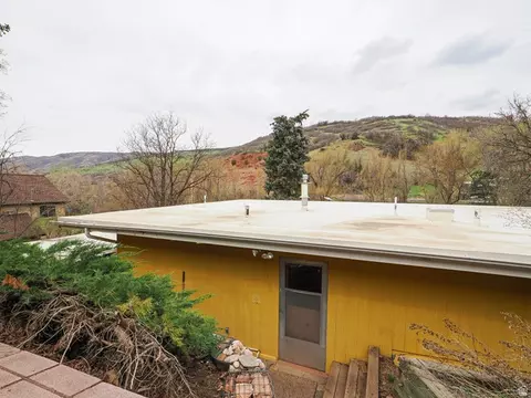 Exterior - 6030 E Red Hill Ln, Emigration Canyon, UT 84108 photo 10 of 19