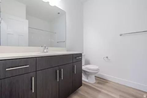 Bath - 4727 S 690 W #W204, Mapleton, UT 84664 photo 1 of 2