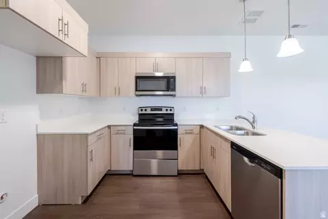 Kitchen - 4727 S 690 W #W301, Mapleton, UT 84664 photo 1 of 3