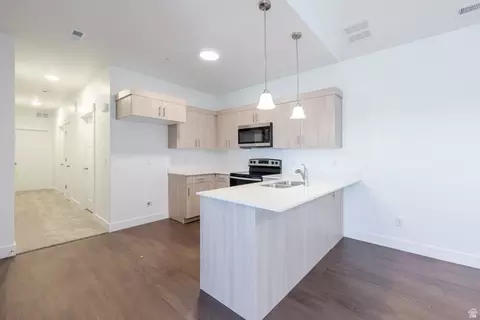 Kitchen - 4727 S 690 W #W301, Mapleton, UT 84664 photo 2 of 3