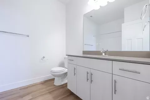 Bath - 4727 S 690 W #W302, Mapleton, UT 84664 photo 1 of 1
