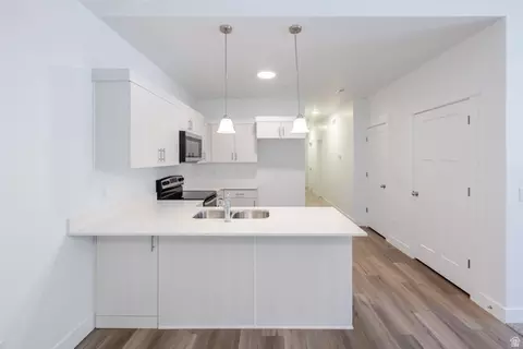 Kitchen - 4727 S 690 W #W303, Mapleton, UT 84664 photo 3 of 3