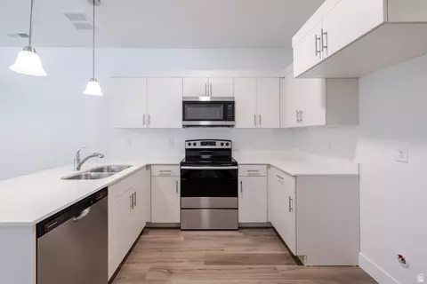 Kitchen - 4727 S 690 W #W303, Mapleton, UT 84664 photo 1 of 3