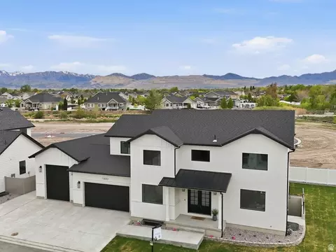 11692 S Myers Park Ln W #107, Riverton, UT 84065