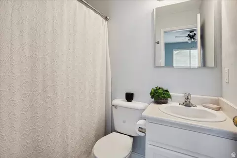 Bath - 109 E 1875 N, Ogden, UT 84414 photo 1 of 2