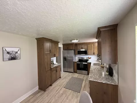 Kitchen - 600 Maple Dr N, Smithfield, UT 84335 photo 4 of 4