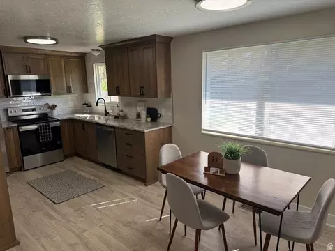 Kitchen - 600 Maple Dr N, Smithfield, UT 84335 photo 3 of 4