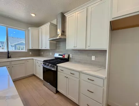 2945 N Lone Pine St #629, Eagle Mountain, UT 84005 photo 2