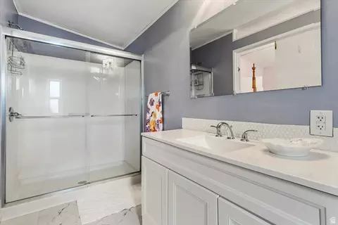 273 E Vagabond Dr, Murray, UT 84107 photo 9