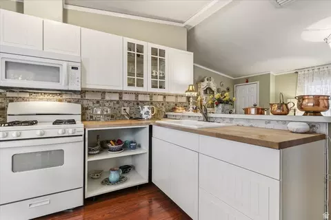 273 E Vagabond Dr, Murray, UT 84107 photo 6