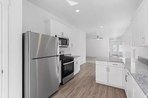 Kitchen - 7190 Slick Rock Way N, Eagle Mountain, UT 84005 photo 3 of 3