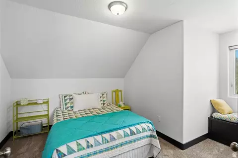Bedroom - 174 S Pine Valley Dr E, Pine Valley, UT 84781 photo 4 of 5
