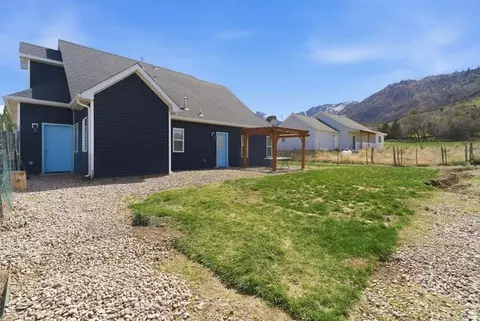 Exterior - 174 S Pine Valley Dr E, Pine Valley, UT 84781 photo 5 of 9