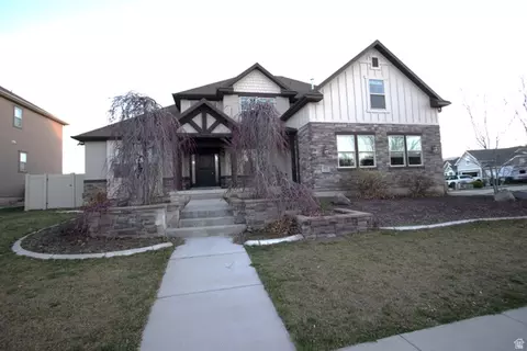 951 W Grizzly Wulff Dr, Bluffdale, UT 84065