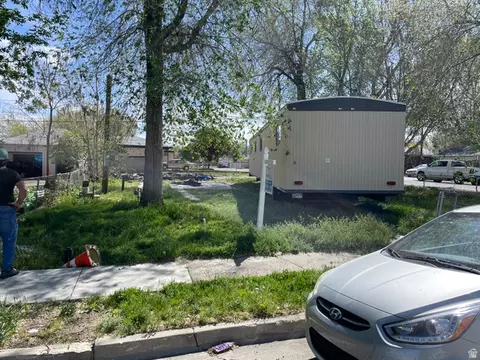 2813 S Spencer Ave, Magna, UT 84044