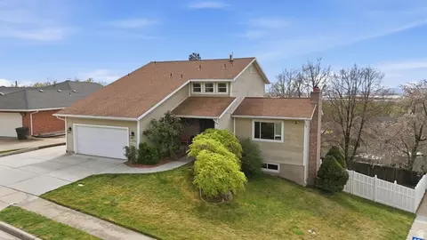 1893 N 100 E, Centerville, UT 84014