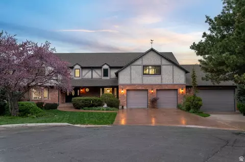 9618 S Ruskin Cir, Sandy, UT 84092