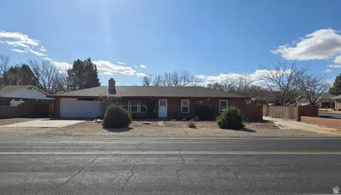 1112 Tamarisk Dr, Saint George, UT 84790