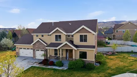 1497 W Meadow Glen Dr, Bluffdale, UT 84065