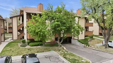 6869 S Countrywood Cir #8D, Midvale, UT 84047