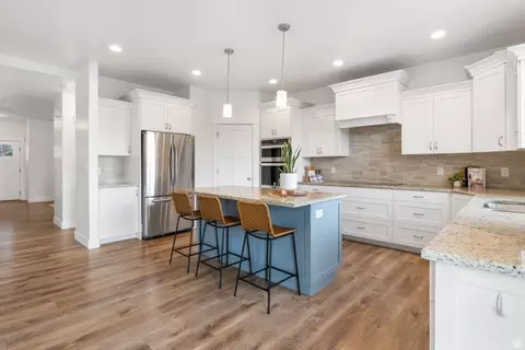 Kitchen - 1826 W River Birch Rd, Mapleton, UT 84664 photo 3 of 5