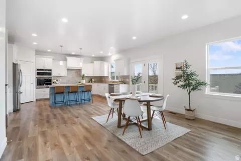 Dining - 1826 W River Birch Rd, Mapleton, UT 84664 photo 1 of 2