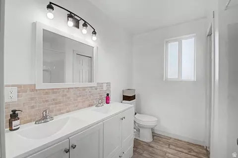 Bath - 12645 E Cedar Ridge Dr, Fairview, UT 84629 photo 1 of 4