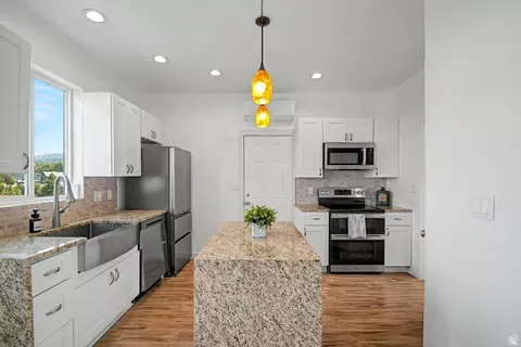 Kitchen - 12645 E Cedar Ridge Dr, Fairview, UT 84629 photo 1 of 1