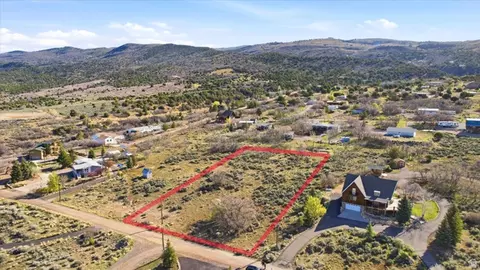 22690 Spring Creek Dr #B65, Fairview, UT 84629