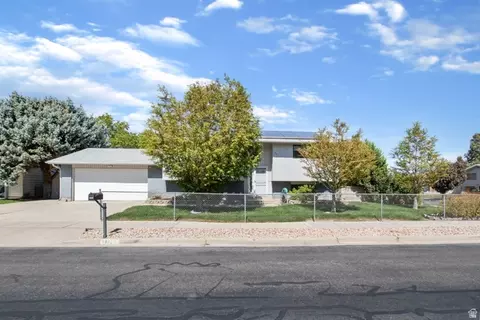 3832 W Hummingbird Way S, West Valley City, UT 84120