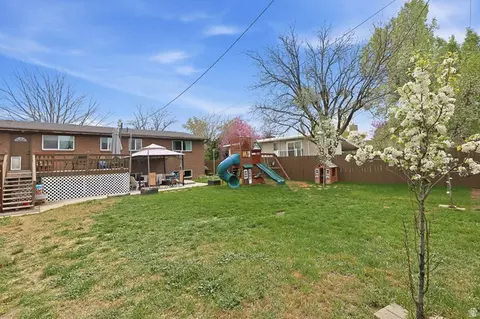 Exterior - 5844 S 920 E, Murray, UT 84121 photo 2 of 4