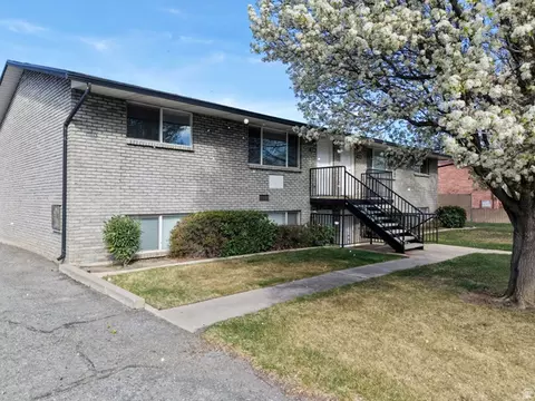 322 S 100 W, Orem, UT 84058 photo 3