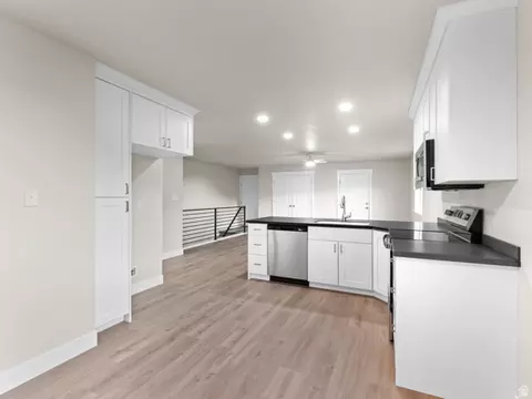 Kitchen - 350 W Dublin S, Eureka, UT 84628 photo 1 of 2
