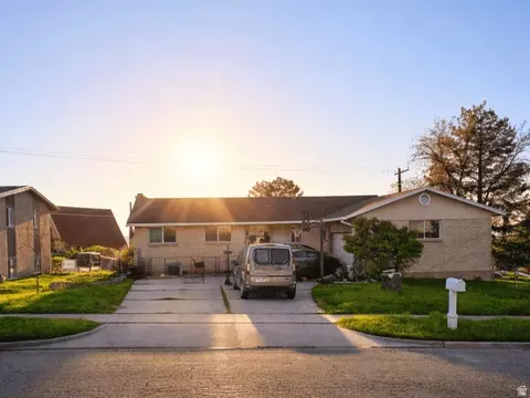 1812 S 900 E, Bountiful, UT 84010