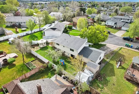 View/Area - 92 W 1565 N, Orem, UT 84057 photo 5 of 6