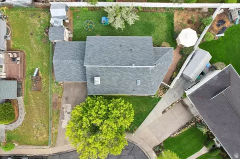 View/Area - 92 W 1565 N, Orem, UT 84057 photo 2 of 6