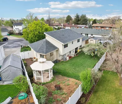 View/Area - 92 W 1565 N, Orem, UT 84057 photo 3 of 6
