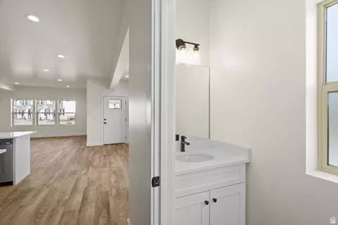 Entry Way - 195 N 300 E, Morgan, UT 84050 photo 1 of 4