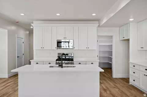 Kitchen - 195 N 300 E, Morgan, UT 84050 photo 4 of 6